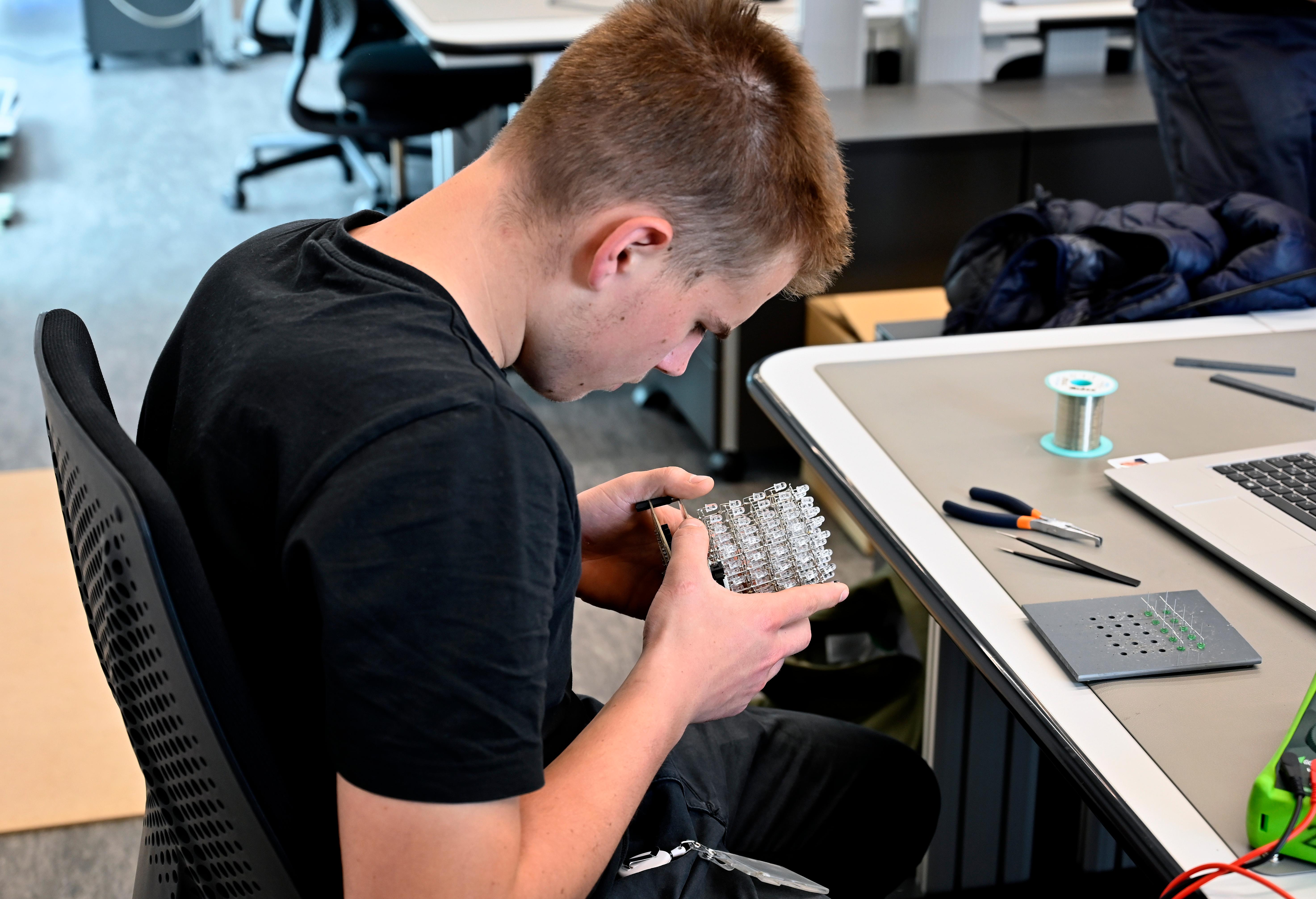 In unterschiedlich ausgestatteten Ausbildungsräumen können die unterschiedlichsten Fertigkeiten geschult und geübt werden.