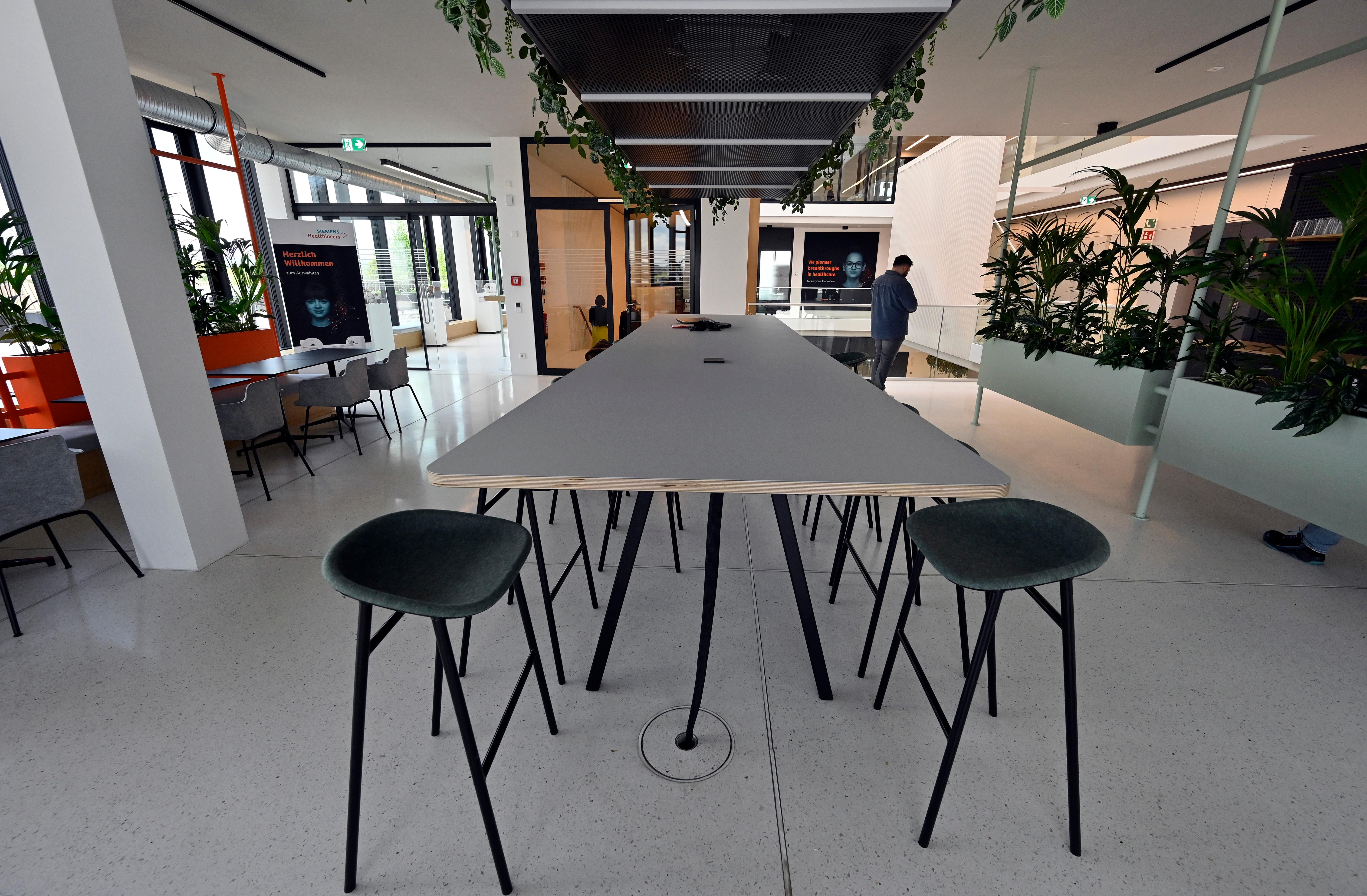 Ein geschmackvolles Ambiente zeichnet den Neubau in der Allee am Röthelheimpark aus.