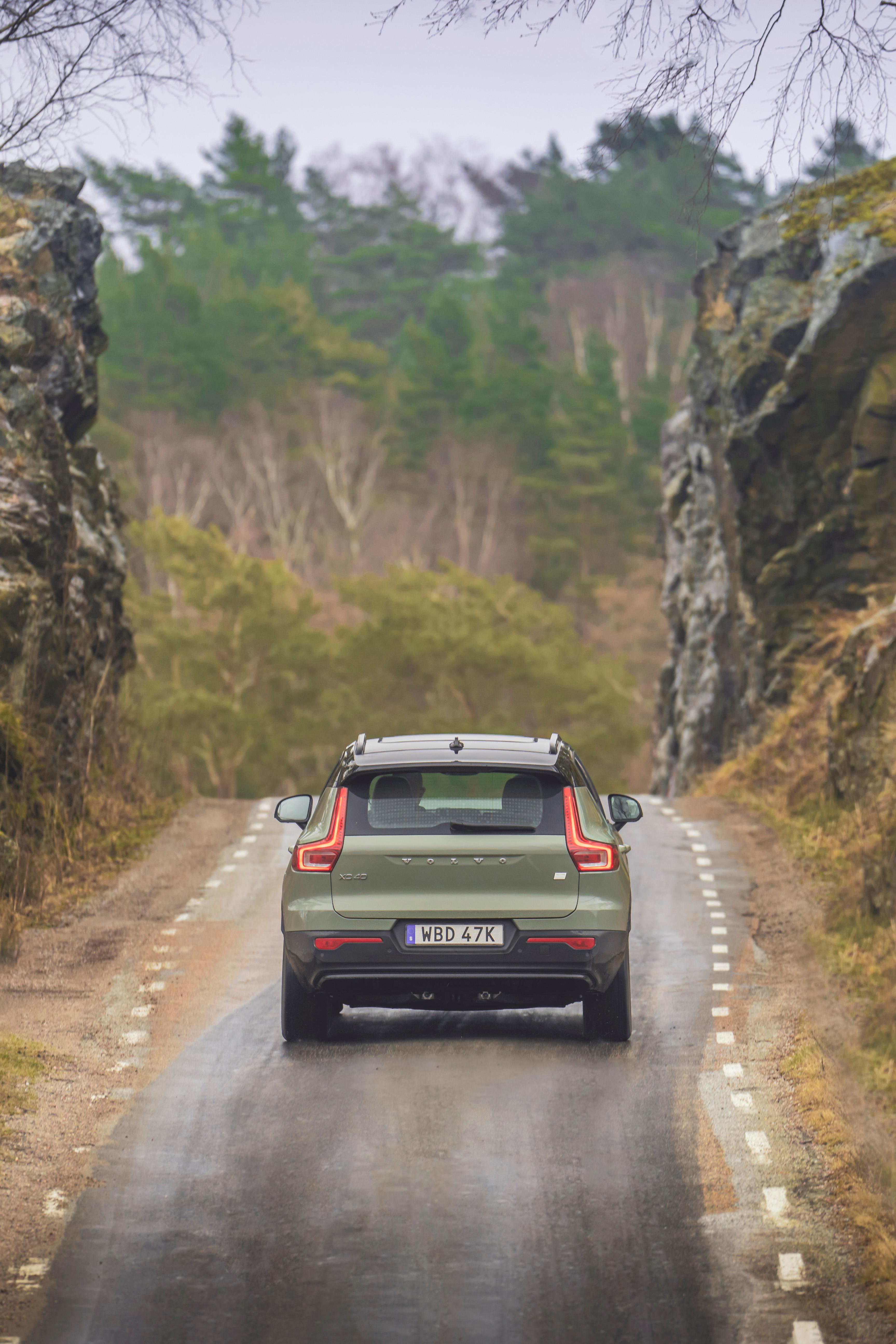 Die Systemleistung liegt bei 300 kW/408 PS, die Reichweite bei 538 Kilometern.