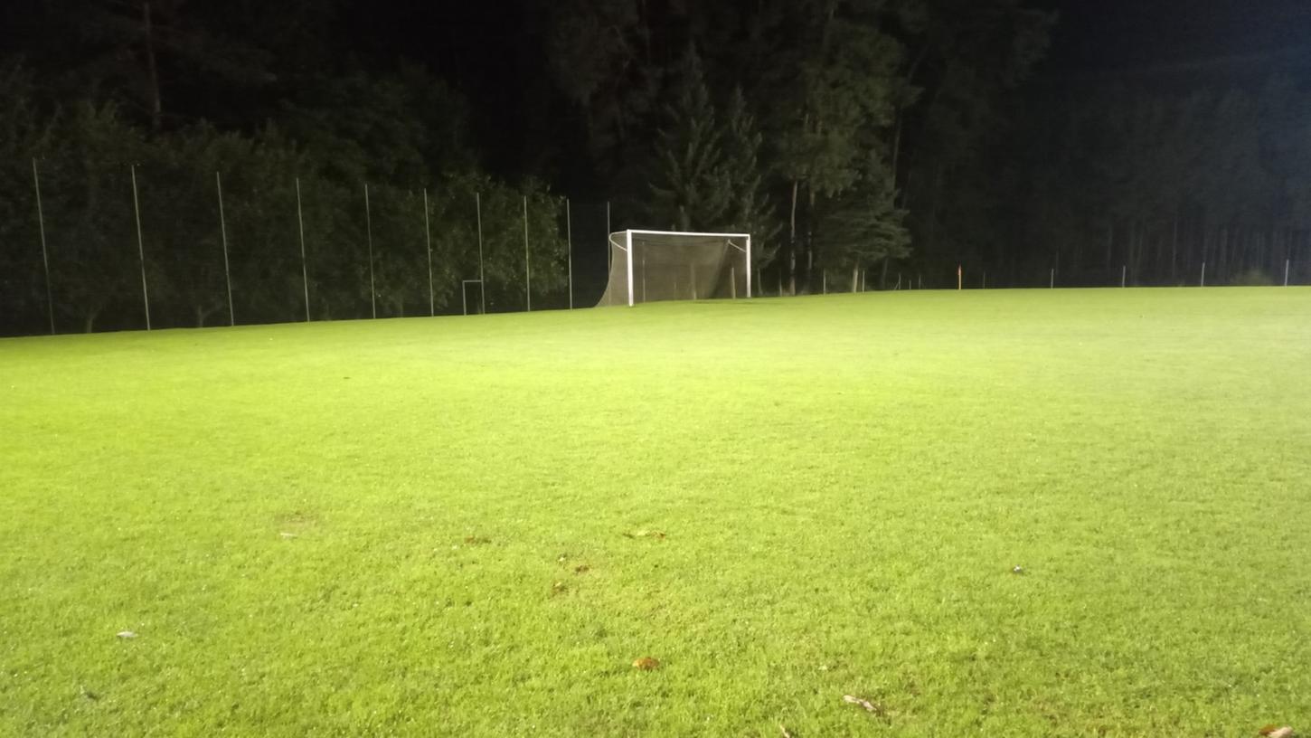 Manchmal fühlen sich die Fußballvereine mit ihren Problemen bisweilen vom Verband alleine gelassen. Ein neues Beratungsangebot soll Abhilfe schaffen. Manchmal fühlen sich die Fußballvereine mit ihren Problemen bisweilen vom Verband alleine gelassen. Ein neues Beratungsangebot soll Abhilfe schaffen.