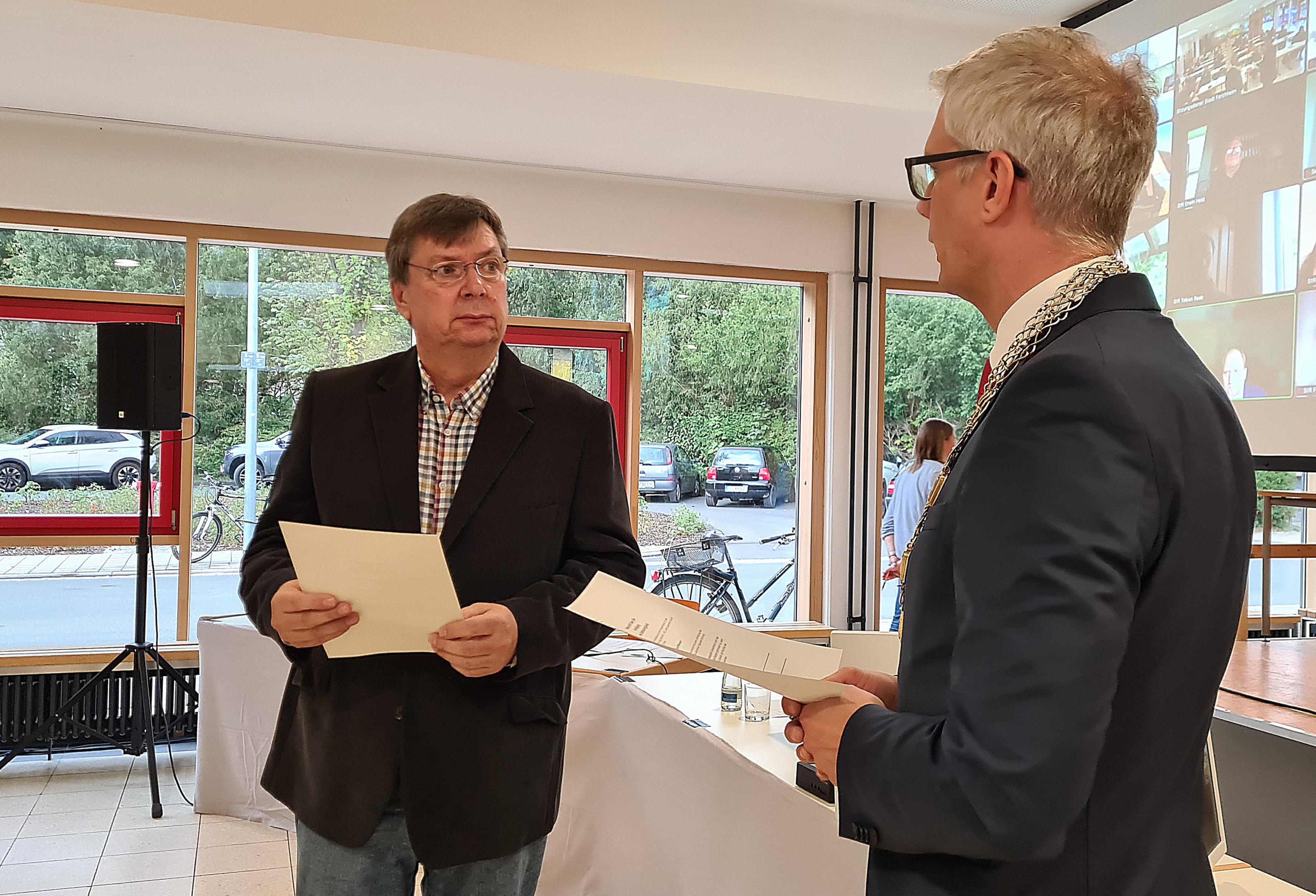 Pfeffermann rückte für den verstorbenen Franz Noffke (REP) in den Stadtrat und wechselte dort zur FW-Fraktion.