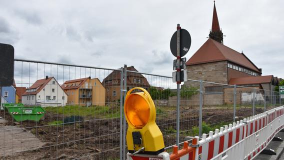 Baubeginn Regens Wagner Wohn- und Werkstätten: Bayka-Parkplatz in Roth gesperrt