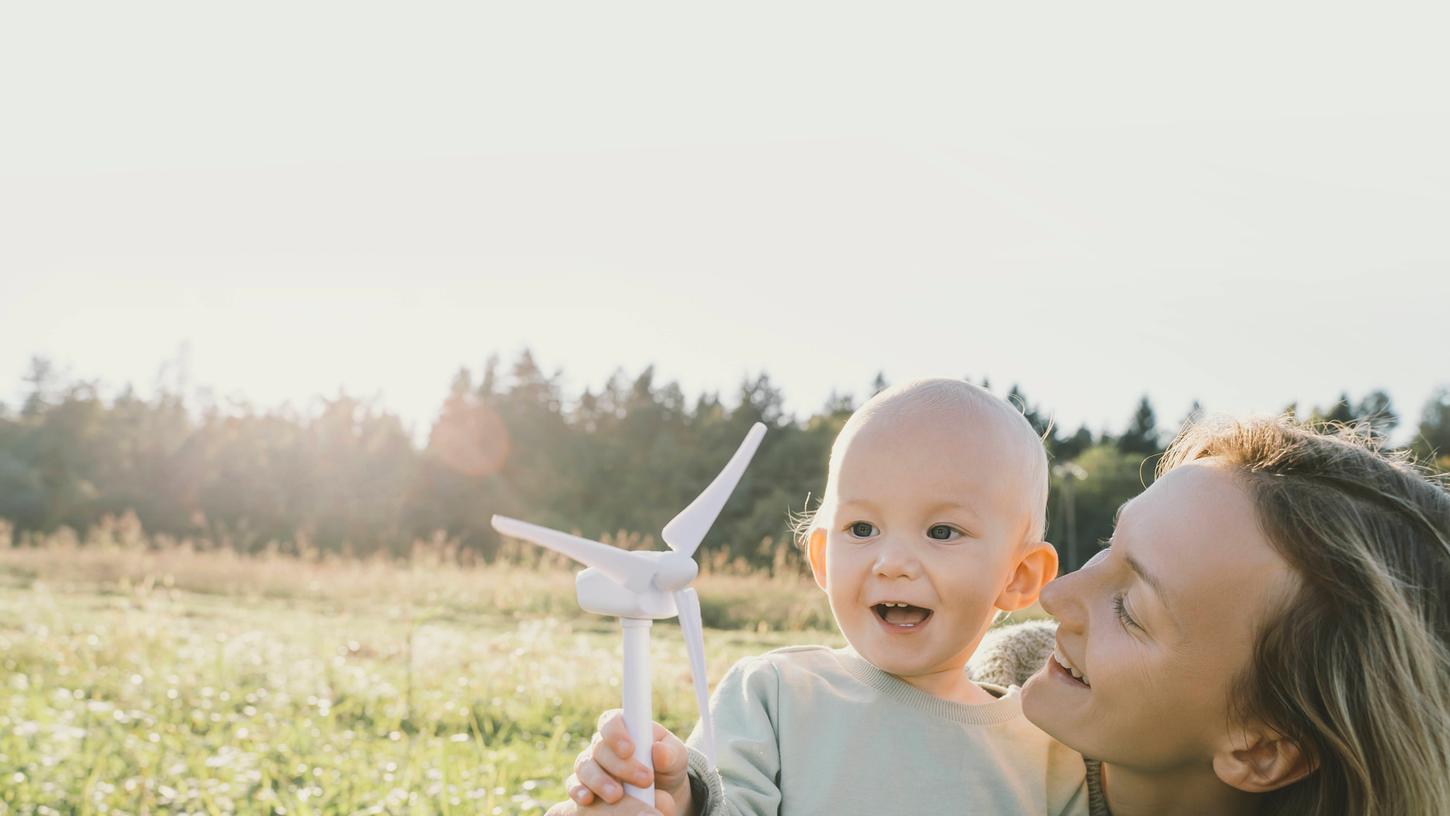 "Die Windräder im Staatswald gehören dann Bayerns Kindern." "Die Windräder im Staatswald gehören dann Bayerns Kindern."