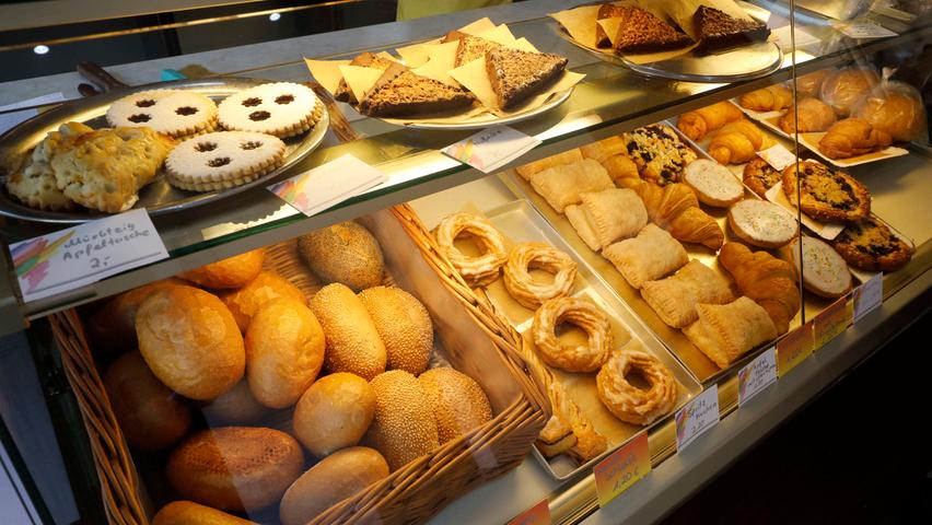 Neue Bäckerei in Forchheim: Wer zu spät kommt, steht vor einer leeren Theke Neue Bäckerei in Forchheim: Wer zu spät kommt, steht vor einer leeren Theke