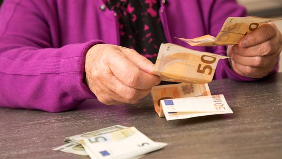 Altersarmut trotz stabiler Rentenkasse: Betroffen sind vor allem Frauen - auch im reichen Bayern