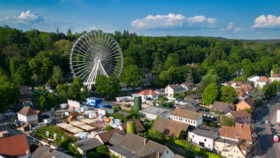 Bergkirchweih, Schlossgarten und Siemens-Campus: Spektakuläre Luftbilder aus Erlangen
