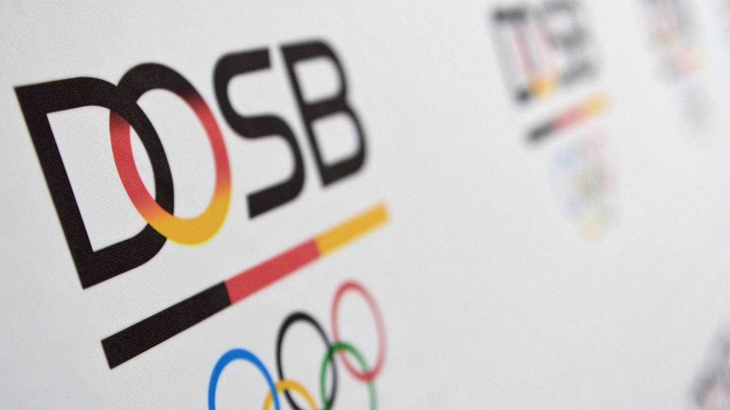 Der Deutsche Olympischen Sportbund (DOSB) sorgt wegen der Nichtnonminierung von Kanutin Jasmin Schornberg für Ärger.