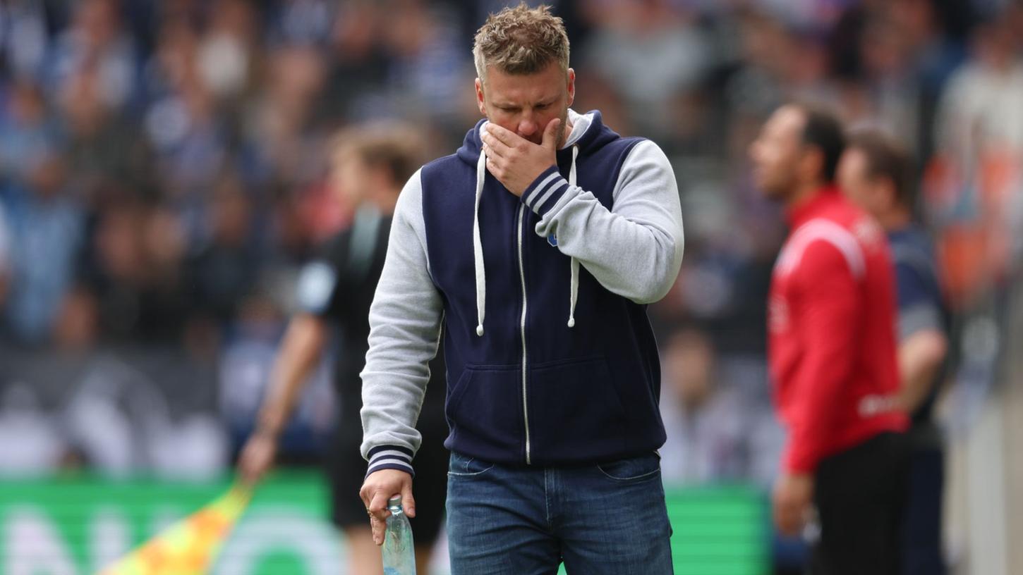 Trainer Lukas Kwasniok wird beim letzten Saisonspiel nicht auf der Bank des SC Paderborn sitzen.