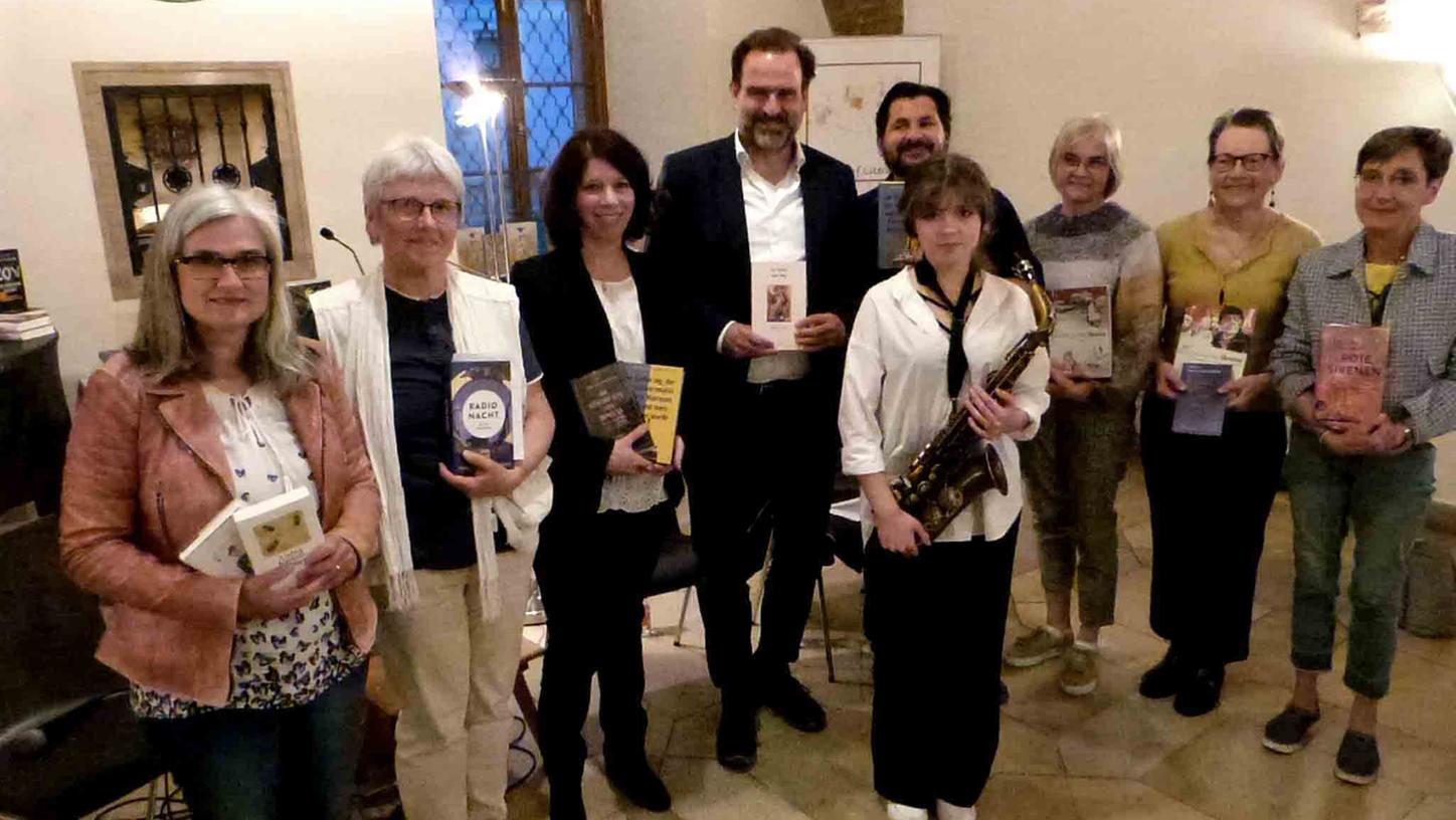 Die Geschichte, die Kultur und die Literatur der Ukraine waren Thema an zwei Abenden in der Buchhandlung Dorn. Die Geschichte, die Kultur und die Literatur der Ukraine waren Thema an zwei Abenden in der Buchhandlung Dorn.