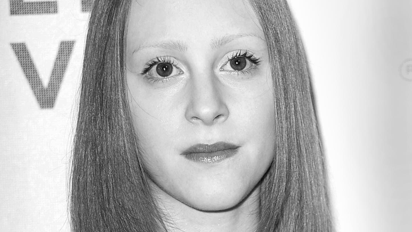Die Schauspielerin Samantha Weinstein starb im Alter von nur 28 Jahren. Die Schauspielerin Samantha Weinstein starb im Alter von nur 28 Jahren.