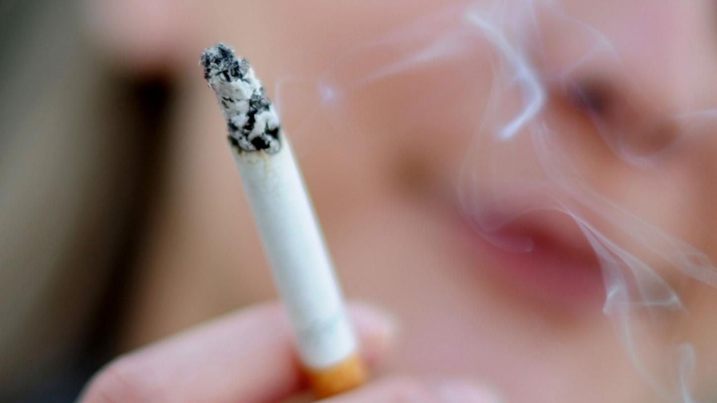 Werden in Australien Zigaretten bald mit Warnhinweisen versehen?