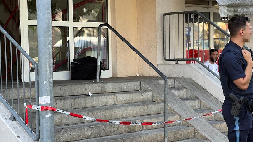 Streit in Fürth eskaliert: Person offenbar mit Messer verletzt