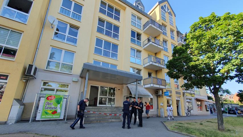 Streit in Fürth eskaliert: Person offenbar mit Messer verletzt