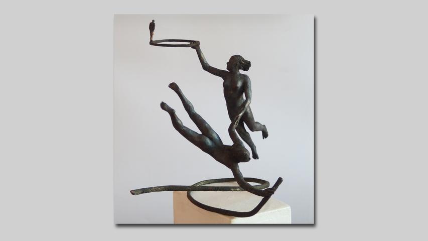 ADELBERT HEIL Das Seil (2022) 25 x 25 x 25 cm Bronze