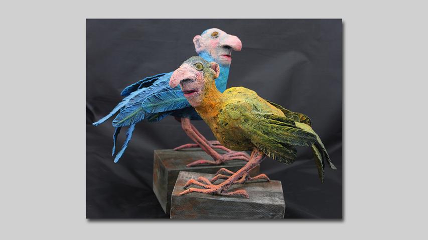 BRITTA REITHMEIER Die Jury (2022) 30 x 33 x 21 cm Clothmache und Holz BRITTA REITHMEIER Die Jury (2022) 30 x 33 x 21 cm Clothmache und Holz