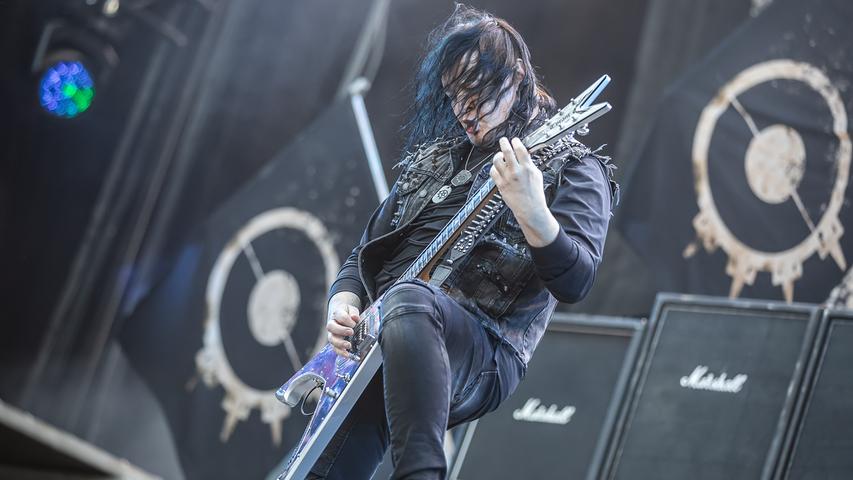 Seit 1996 ist Arch Enemy mit Melodic-Metal auf den Bühnen unterwegs.