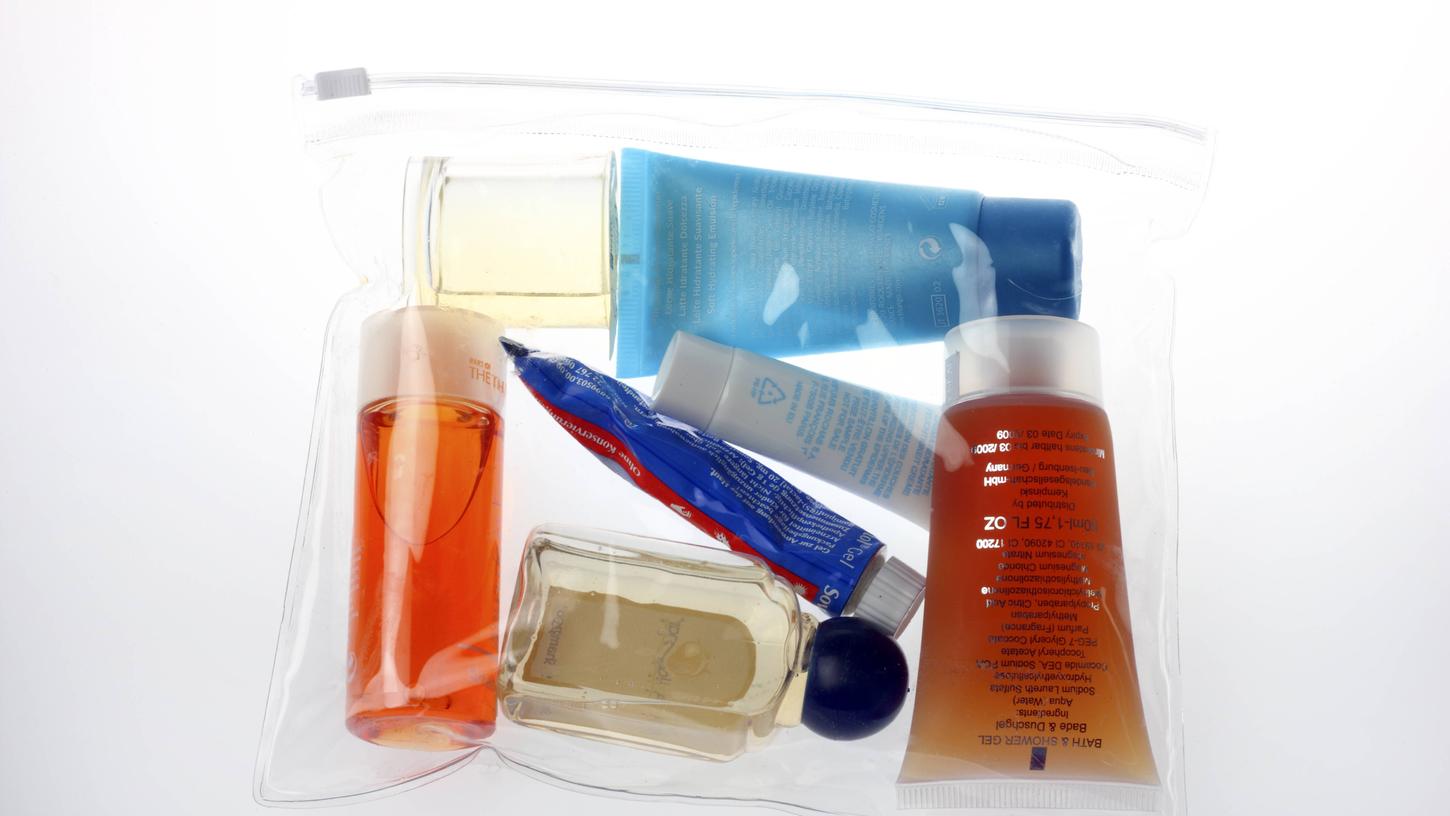 Flüssigkeiten dürfen in Behältern von bis zu 100 ml mitgeführt werden. Wie sieht es bei anderen Medikamenten aus?