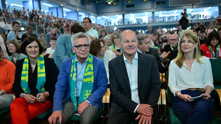 Riesiger Andrang: Bundeskanzler Olaf Scholz beim Kirchentag in Nürnberg - Die Bilder