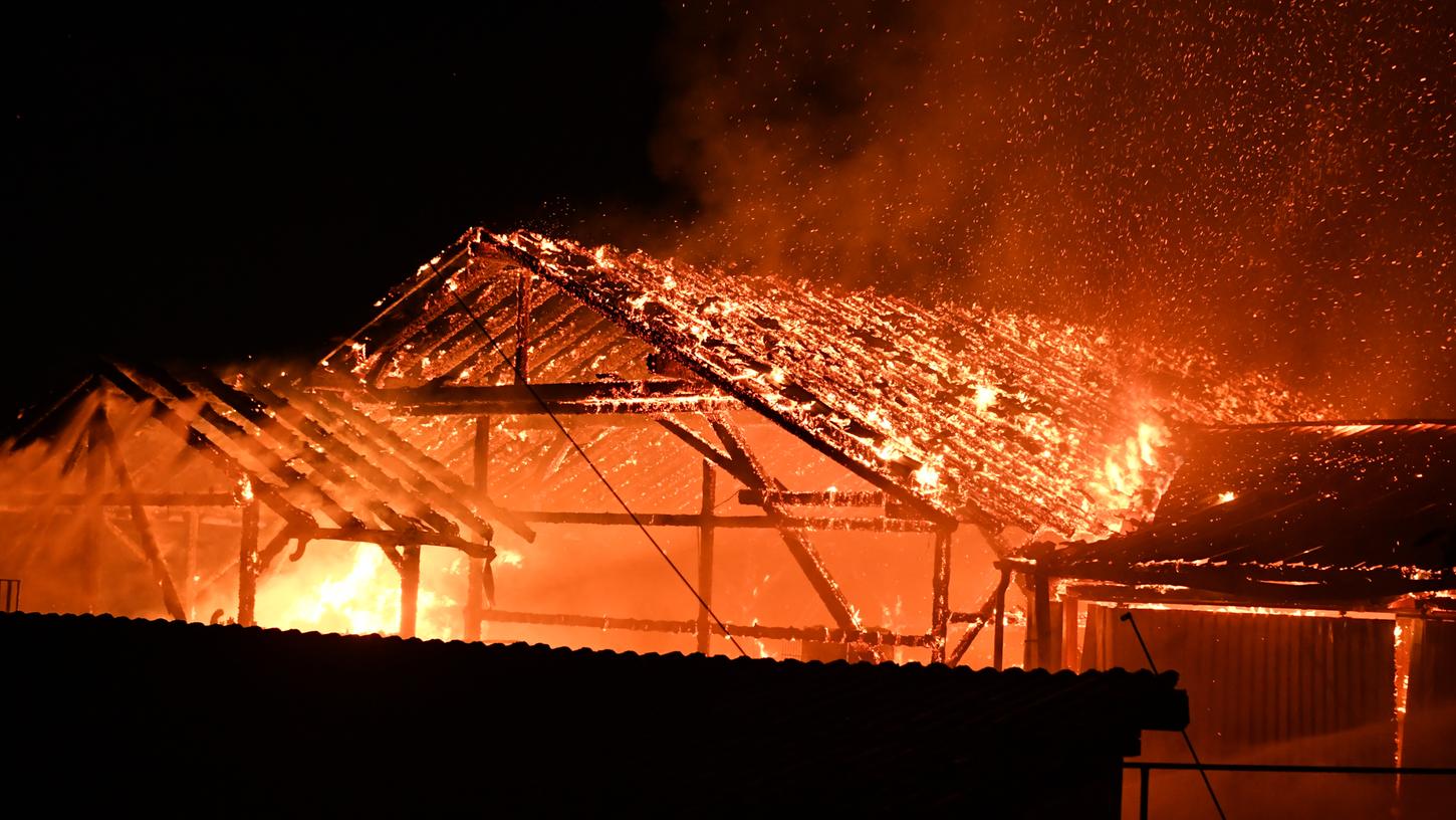 Ein technischer Defekt war die vermutliche Brandursache, so die Kripo Regensburg. Ein technischer Defekt war die vermutliche Brandursache, so die Kripo Regensburg.