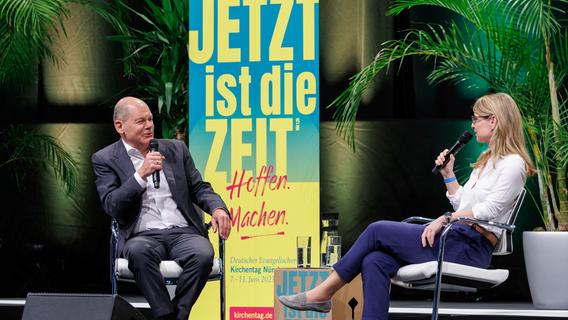 "Deutschland muss großen Strand haben": Heftige Kritik nach Scholz-Witz in Nürnberg