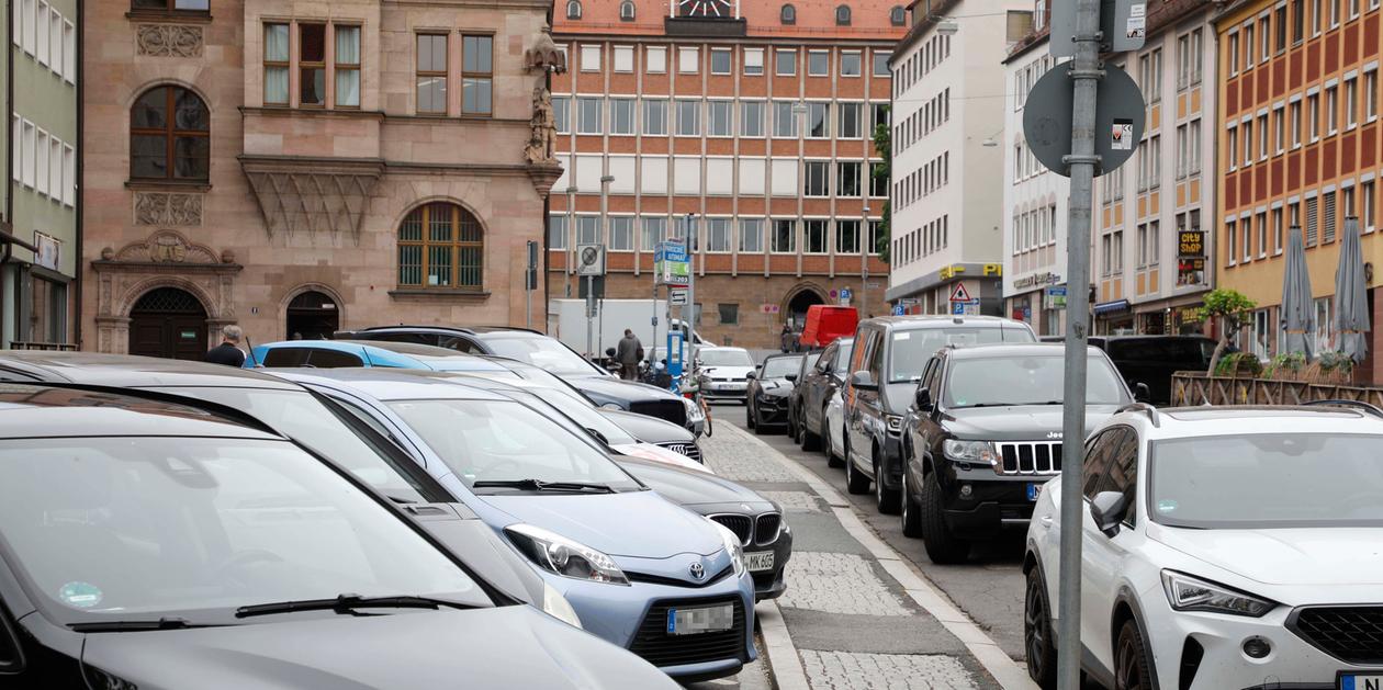 Warum Parken in Nürnberg teurer werden muss: Das sind die Argumente der ...
