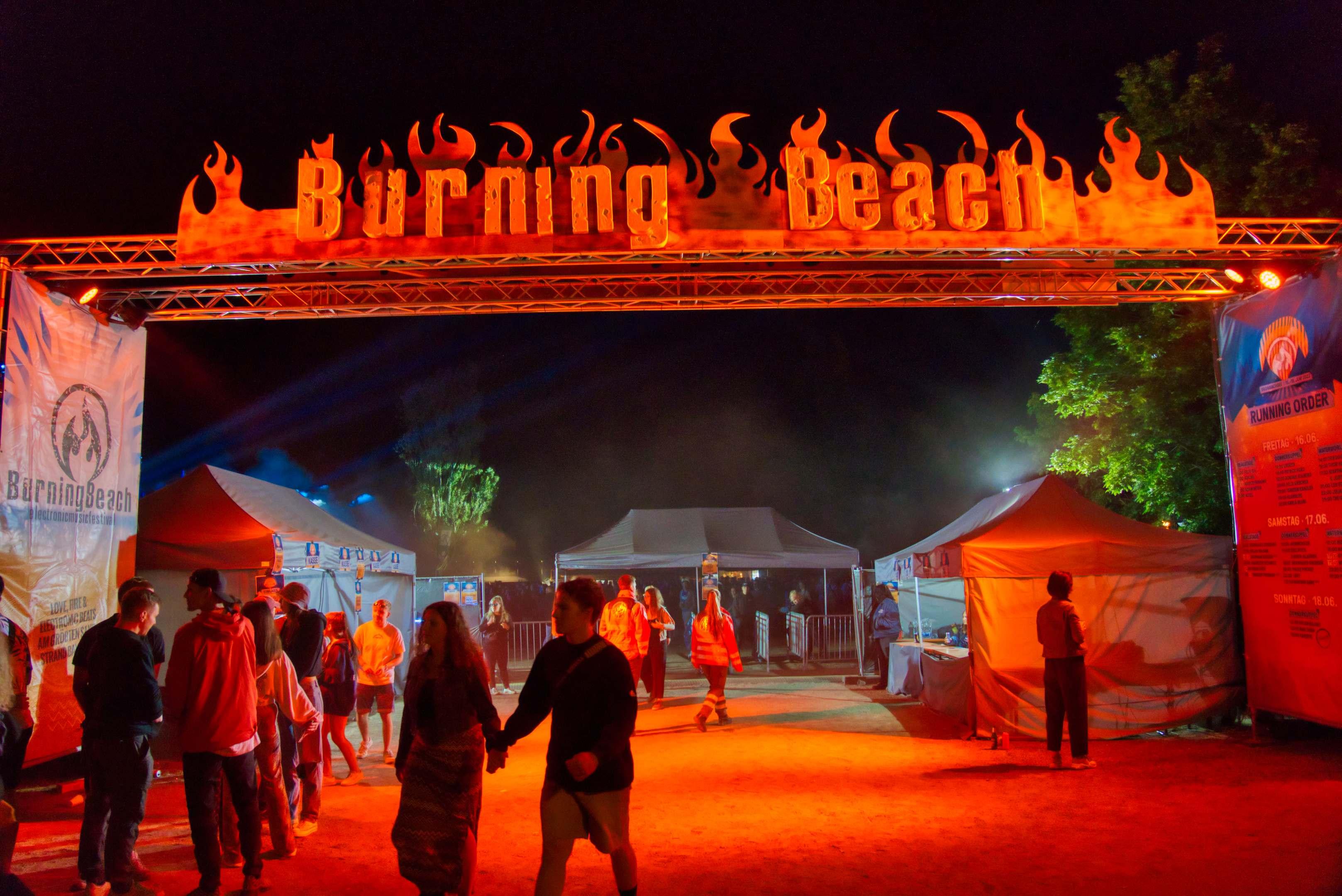 Der brave Brombachsee verwandelte sich einmal mehr in ein buntes Wunderland für eines der größten Elektro-Festivals Bayerns.