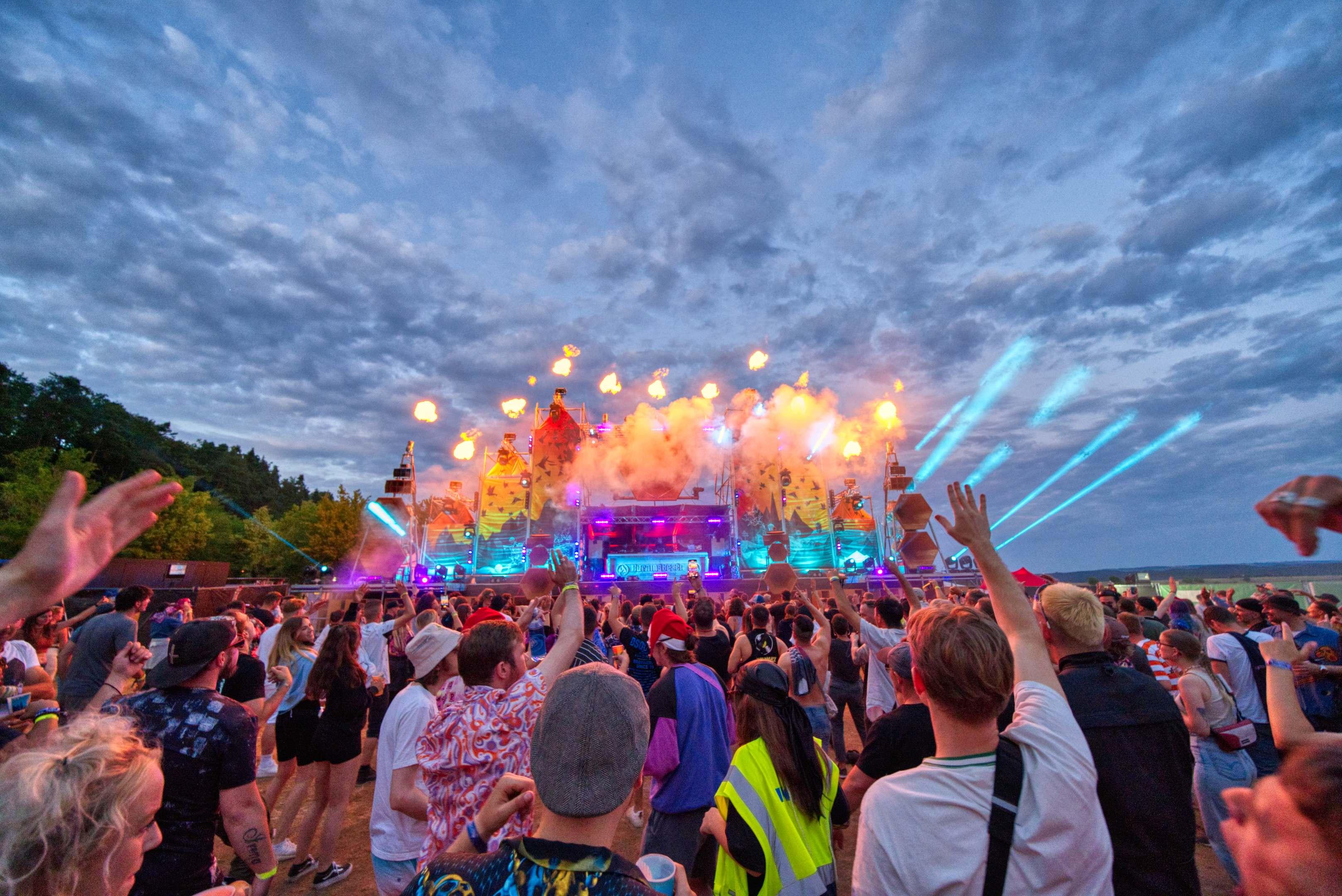 WUG-Burning-Beach-Freitag