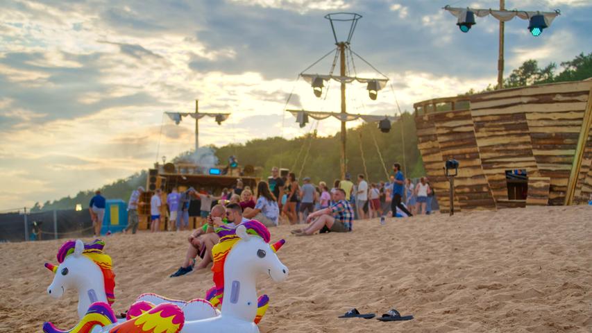 Bei welchem Festival kann man schon mit ein paar Schritten von der Hauptbühne an den Strand und ins Wasser wechseln?