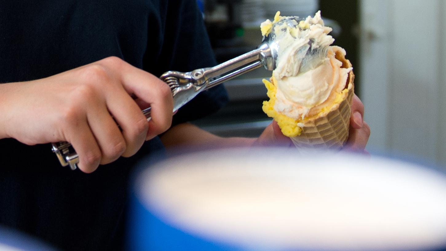 Die Inflation macht sich in diesem Sommer deutlich bemerkbar. Der Eiskonsum sinkt. Die Inflation macht sich in diesem Sommer deutlich bemerkbar. Der Eiskonsum sinkt.