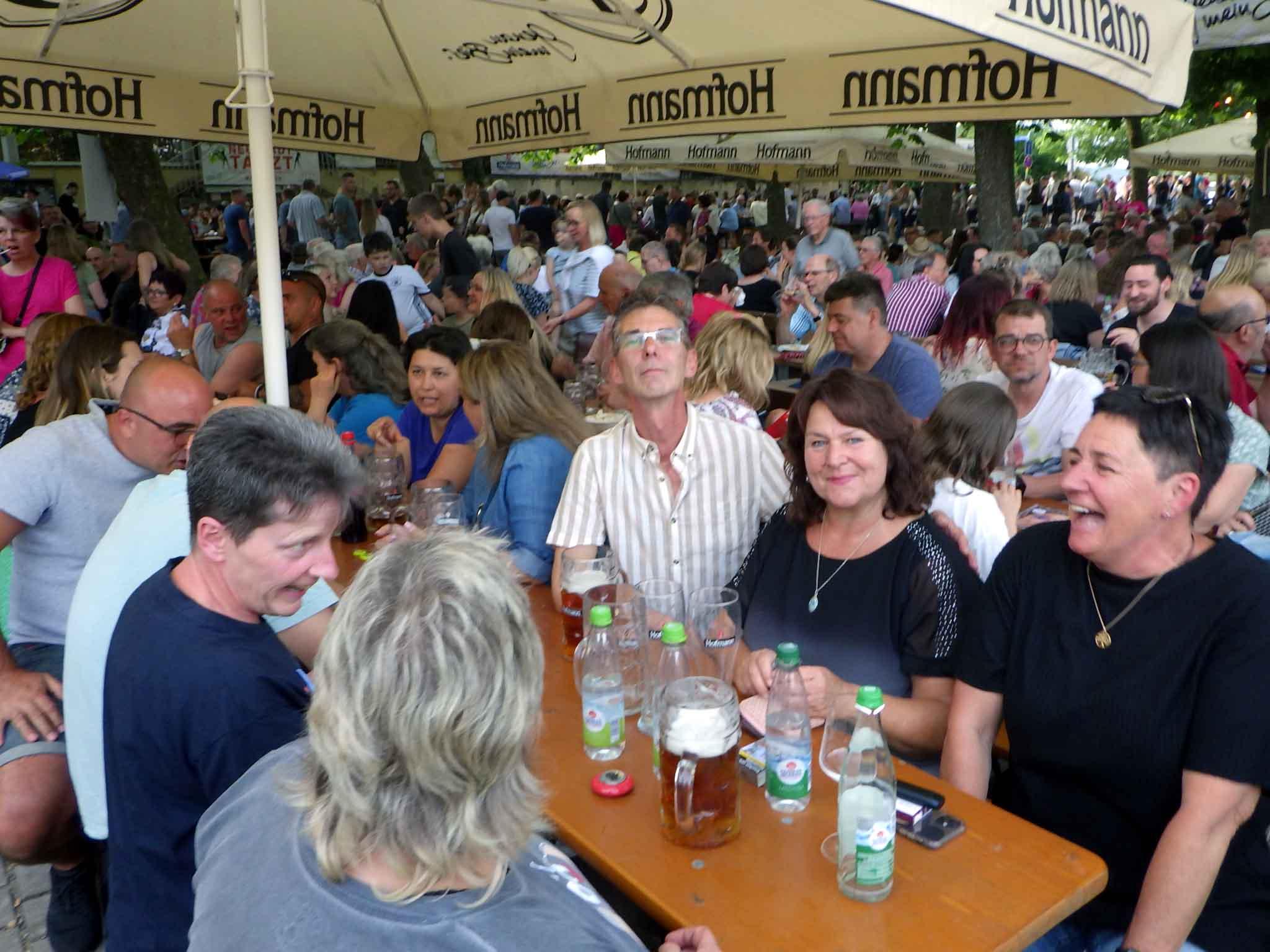 Die Kerwa Neustadt/Aisch ist "das größte und schönste Fest" So zieht