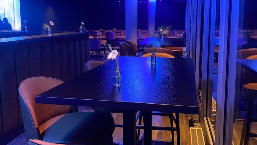 Die Inneneinrichtung der neuen Skybar. Die Inneneinrichtung der neuen Skybar.