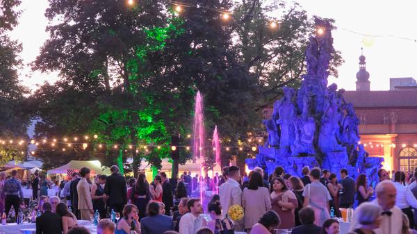 Es traten sechs Livebands auf - neben der FAU-Bigband erstmals auch die Schaeffler Bigband
