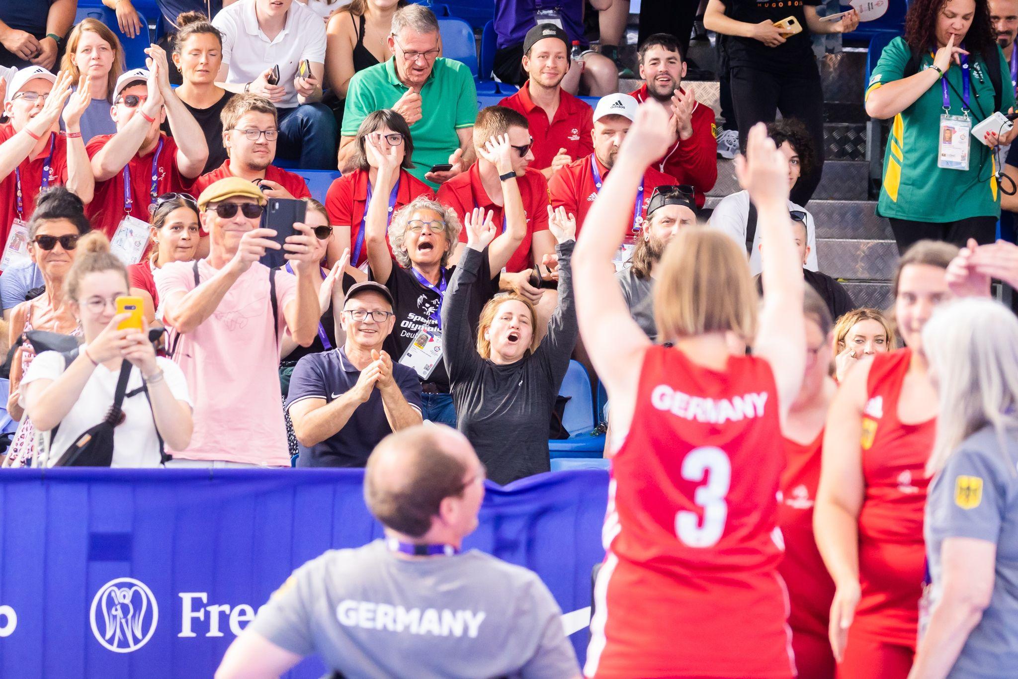 Begeisternde Special Olympics enden 