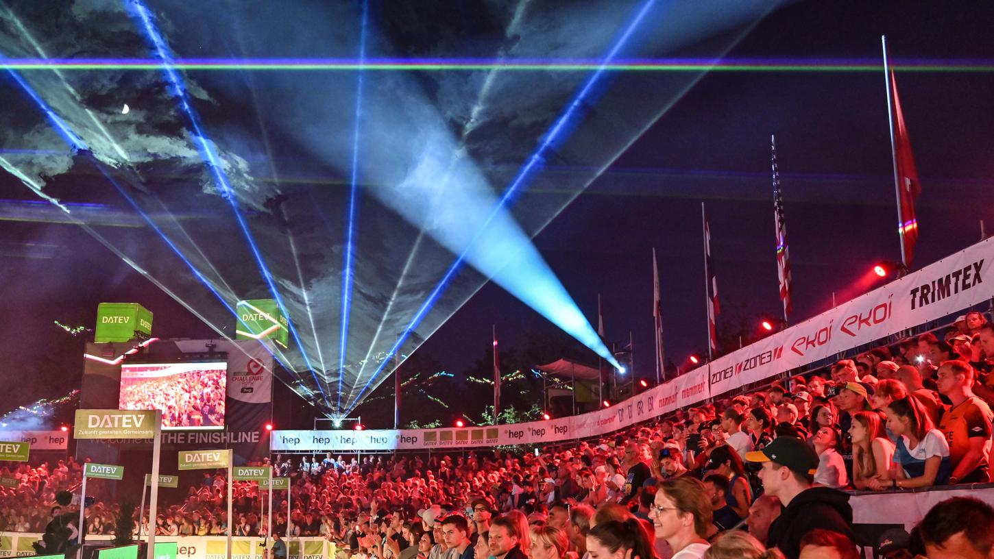 Besondere Momente gibt es beim Challenge Roth zuhauf: Doch es muss nicht immer die ganz große Show sein. Besondere Momente gibt es beim Challenge Roth zuhauf: Doch es muss nicht immer die ganz große Show sein.