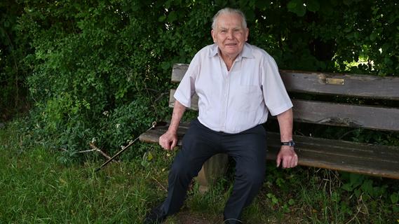 Michael Singer lebt seit 90 Jahren in Dormitz: "Man hat gehört, wie die Geschosse gezündet wurden"