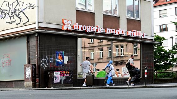 Anwohner sind bestürzt: Steht eine beliebte Müller-Filiale in Nürnberg vor dem Aus?