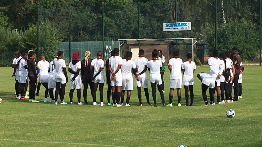 Am Freitag, 7. Juli (ab 20.30 Uhr, live in der ARD), bestreiten die DFB-Frauen ein Freundschaftsspiel gegen Sambia im Fürther Ronhof.