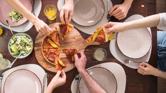 Vom Kneten bis zum Backen: Neapolitanische Pizza selber machen