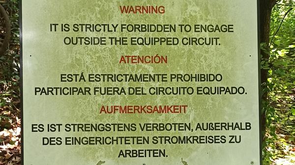 Gesehen von Thorsten Neubauer aus Heroldsbach in "Fontaine de la Vacluse" in der Provence (Frankreich). Alle Bilder der letzten Jahre unserer lustigen Deutschübersetzungen finden Sie hier.