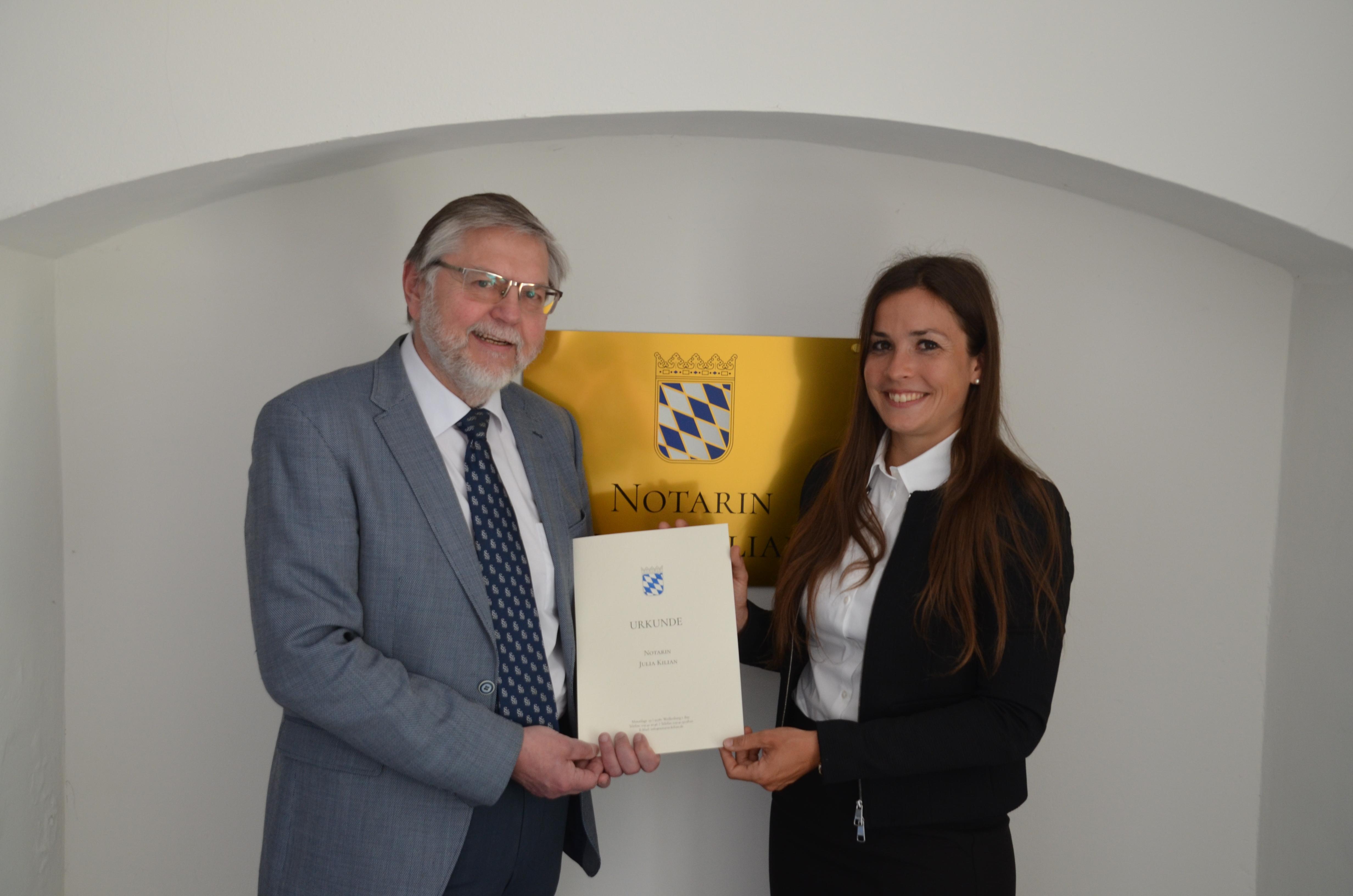 Neue Notarin in Weißenburg