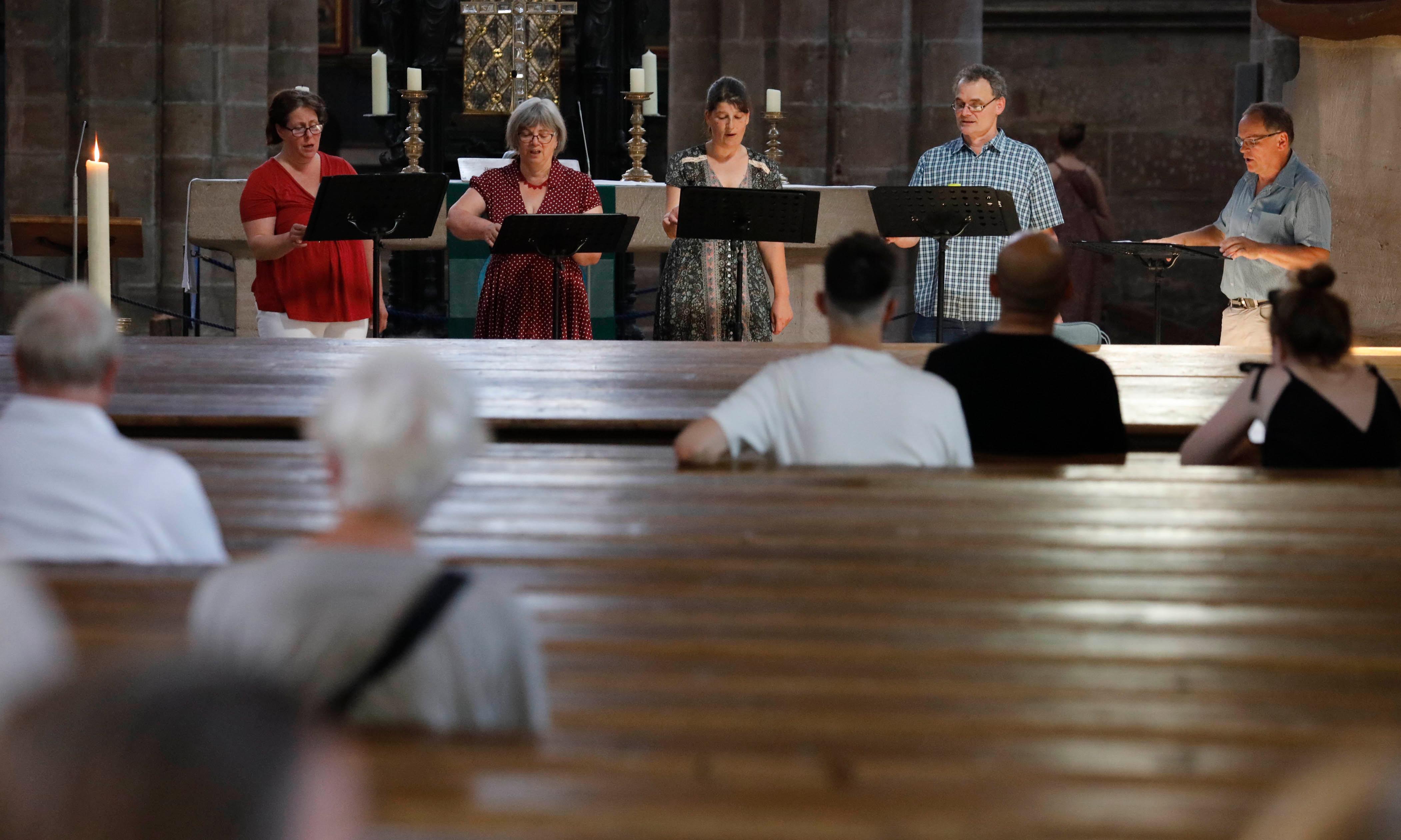 Ein kühler Ort der Ruhe und der Musik. In der Sebalduskirche probte am Nachmittag das Quintett Wunderbar für seinen Auftritt beim Dekanatsgottesdienst. 