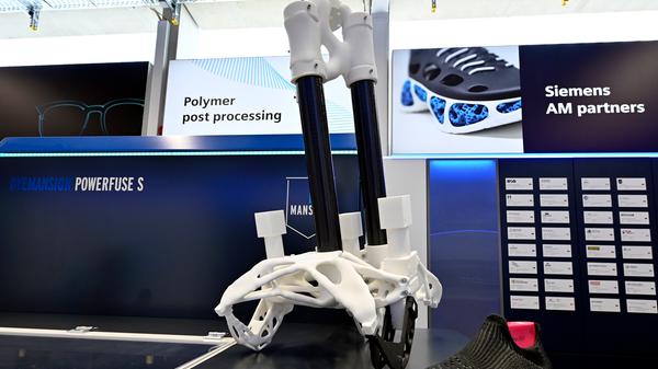 Im Gerätewerk testet und entwickelt Siemens in Erlangen wegweisende Technologien für Kunden aus aller Welt.