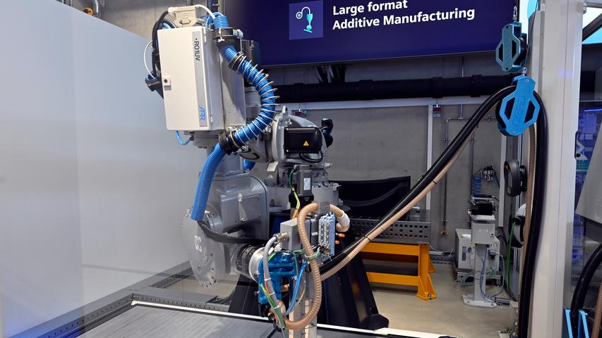 Im Gerätewerk testet und entwickelt Siemens in Erlangen wegweisende Technologien für Kunden aus aller Welt.