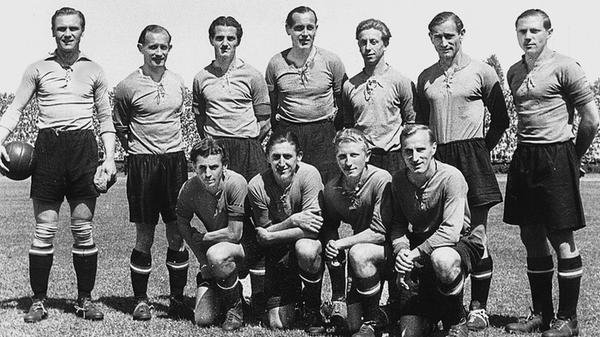 2. Bundeslga 1. FC Nürnberg sgnerte Fußball-Fahnen/Wmpel onlne 2. Bundeslga 1. FC Nürnberg sgnerte Fußball-Fahnen/Wmpel onlne