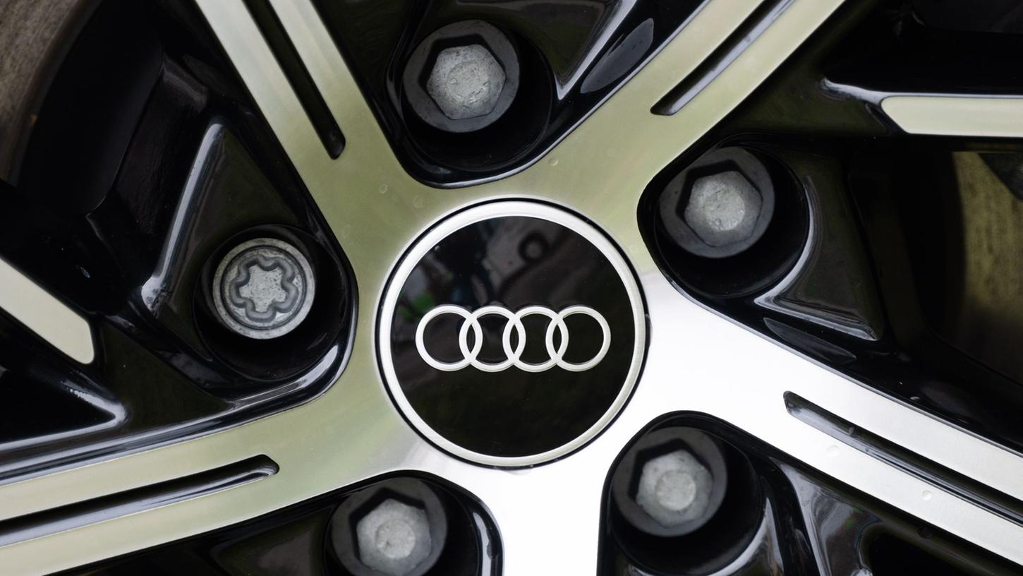 Ein Mitarbeiter der Konzernmutter VW, der mit Audi-Kollegen zusammenarbeiten muss, hatte den Ingolstädter Autohersteller verklagt