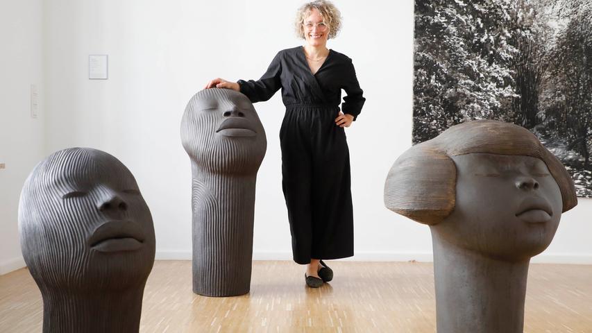 Frauke Meszaros wird für ihre "Kopfserie Linien" mit einem der weiteren NN-Kunstpreise ausgezeichnet.