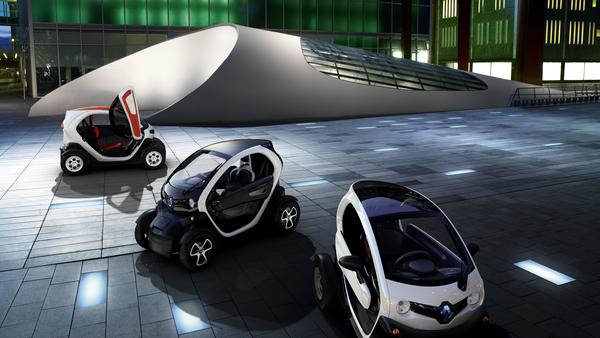 Hier hat der Serien-Twizy seinen Auftritt auf der Frankfurter IAA 2011.