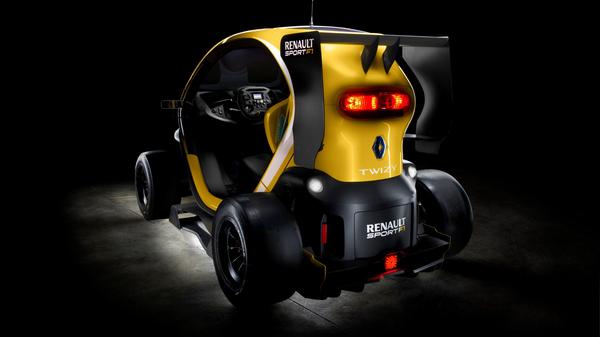 Die hintere Sitzschale wurde durch das KERS-System der damaligen Rennwagen zur Rückgewinnung von Bewegungsenergie ersetzt.