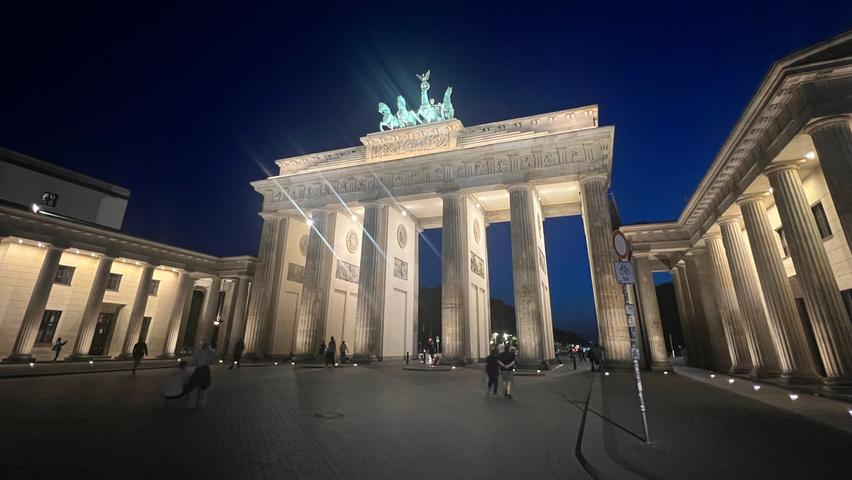 Berliner Traumorte: Wohin es unsere fränkischen Abgeordneten in den freien Minuten zieht. Einer der Lieblingsorte: das Brandenburger Tor. 