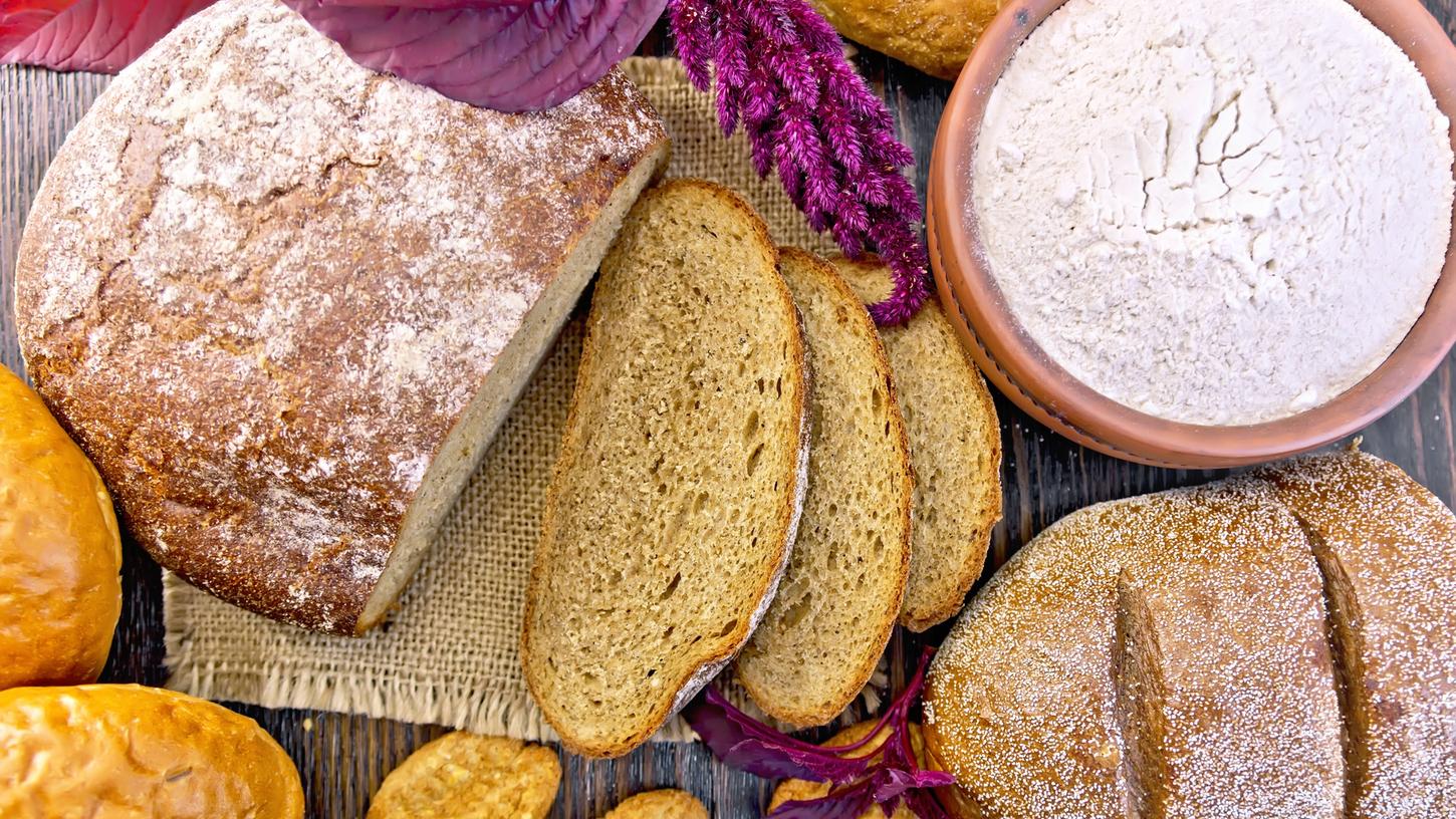 Hier erfahren Sie, wie Sie Schimmel auf dem Brot erkennen.